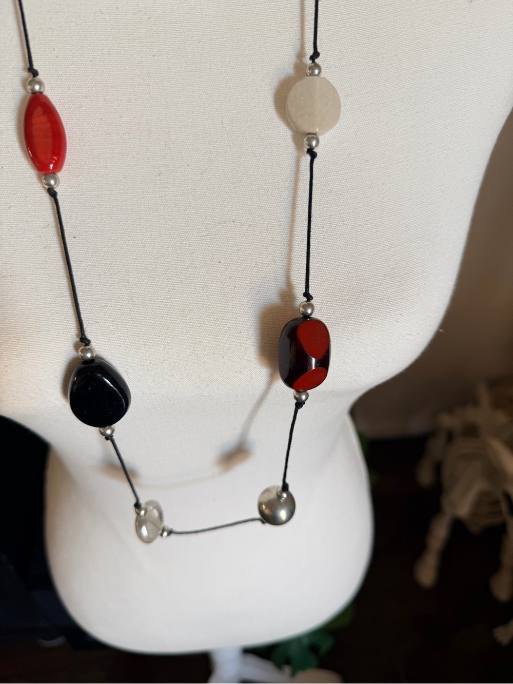 Vintage Red, Black & White Lucite Long Bead Necklace - Picture 2 of 4